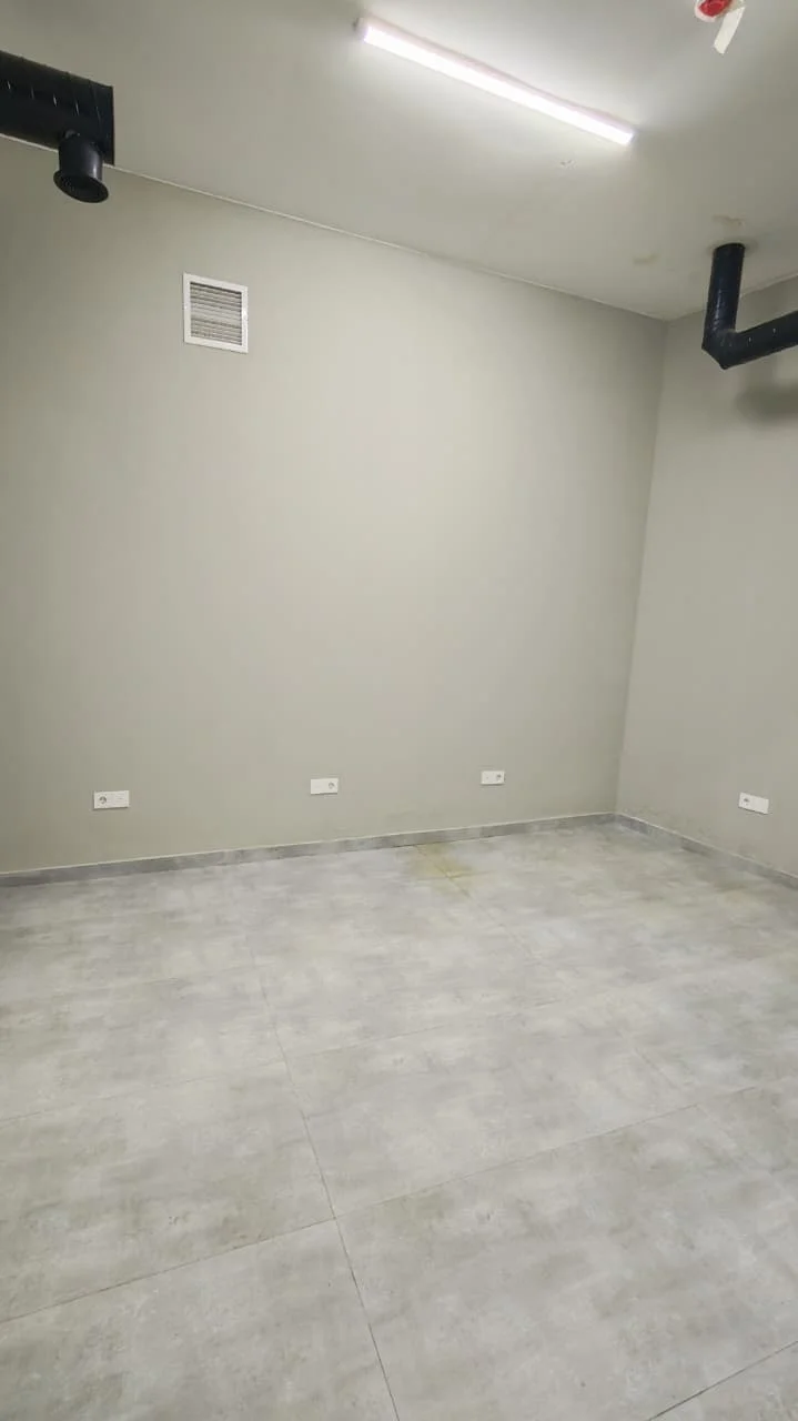 Аренда 17-комнатная Офис 560 m² Nəsimi р-н 28 May м. – şəkil 11