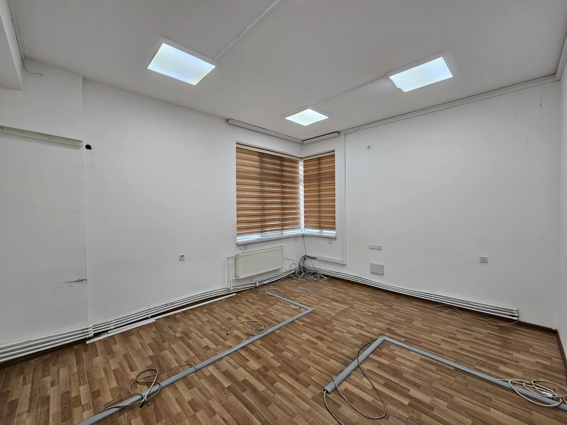 Kirayə Obyekt 200 m² Nəsimi r. 3-cü mikrorayon q. Memar Əcəmi m. – şəkil 10
