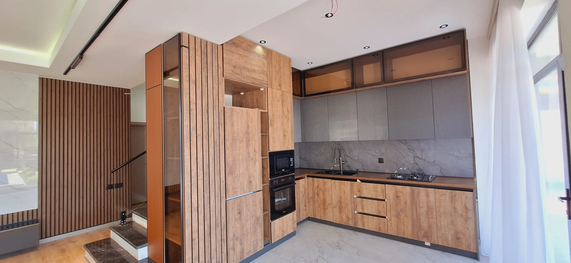 Satılır 5 otaqlı Həyət evi / Bağ evi 230 m² Abşeron r.