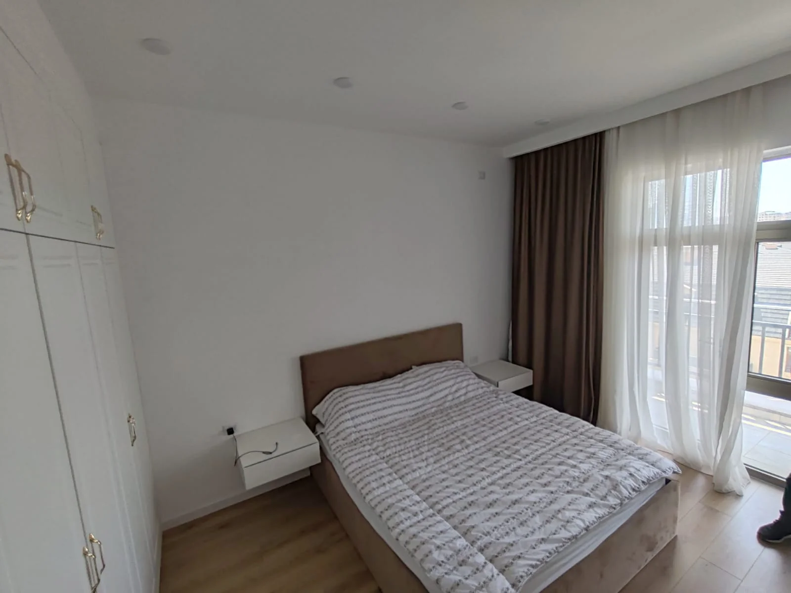 Kirayə 3 otaqlı Mənzil 110 m² Xətai r.