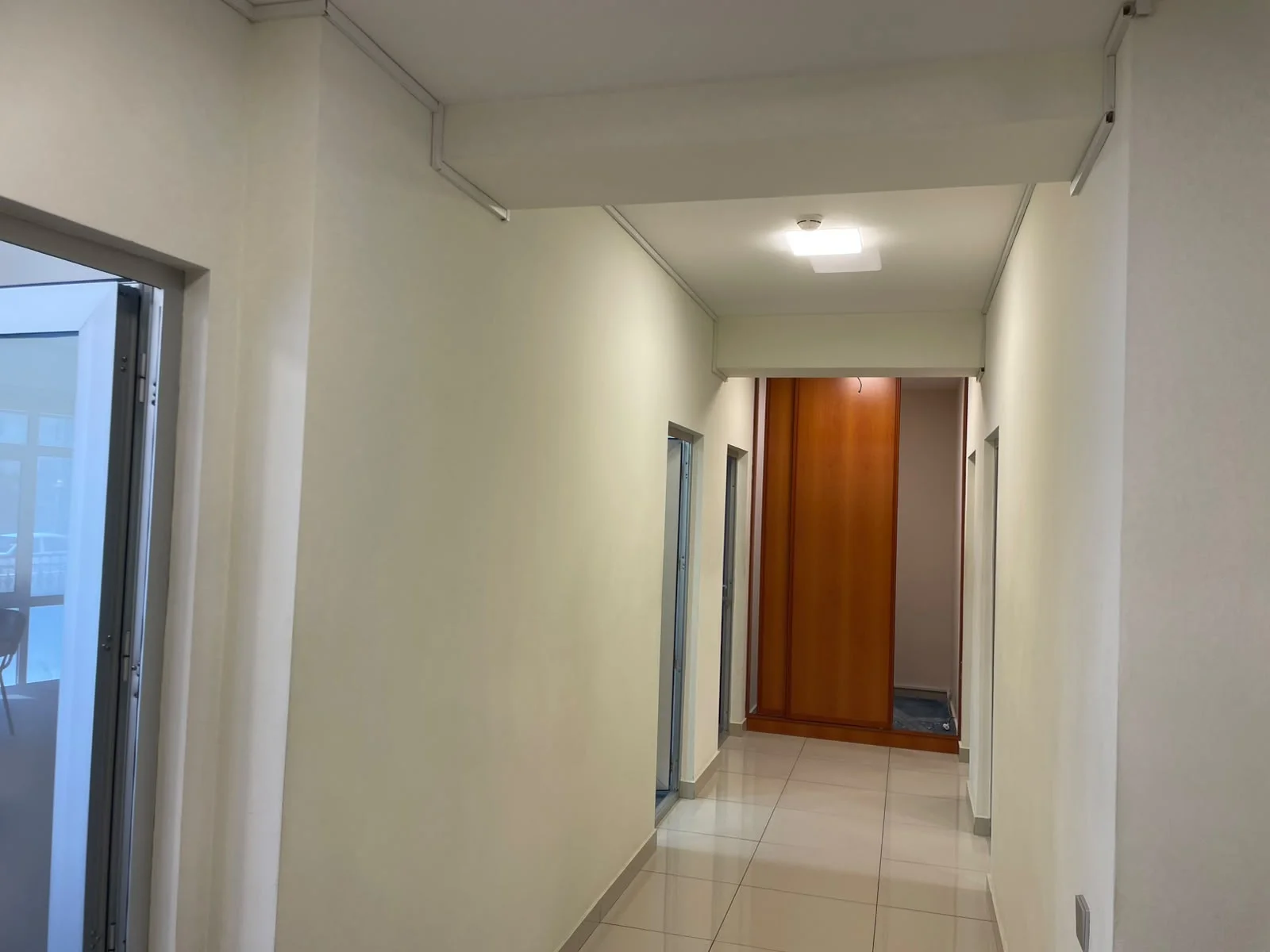 Kirayə 5 otaqlı Ofis 260 m² Nəsimi r.