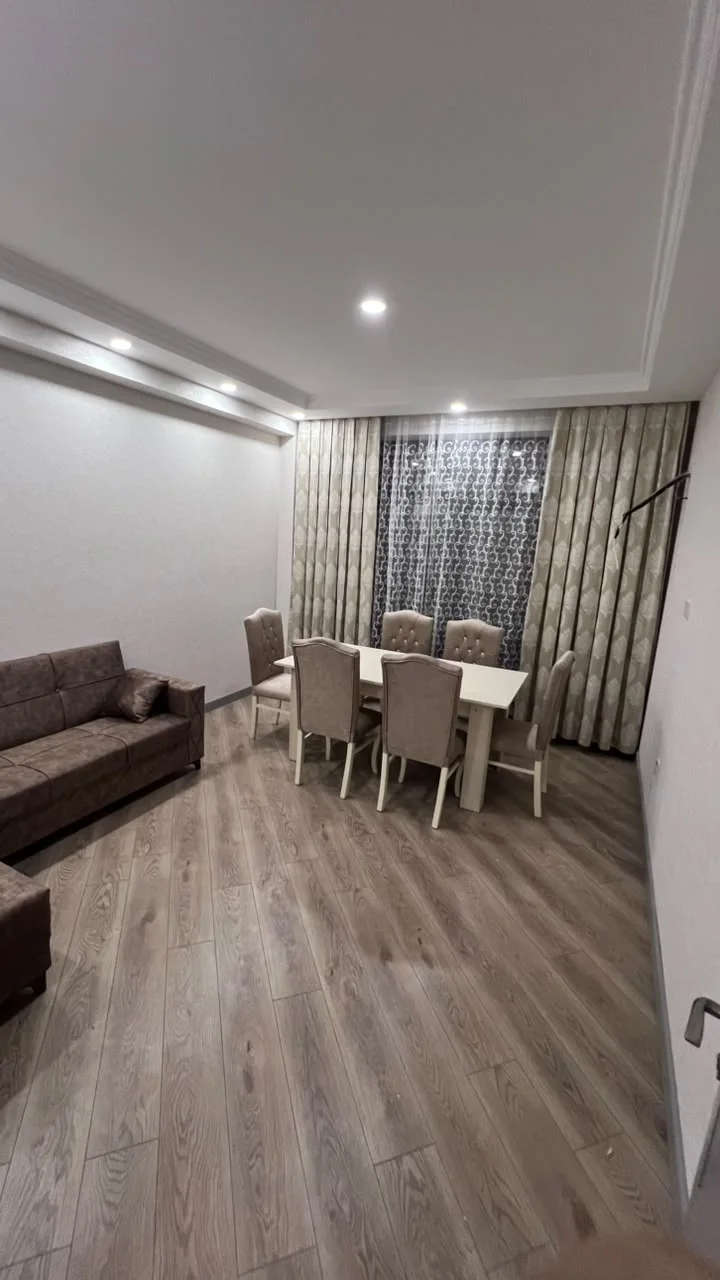 Kirayə 2 otaqlı Mənzil 85 m² Binəqədi r.