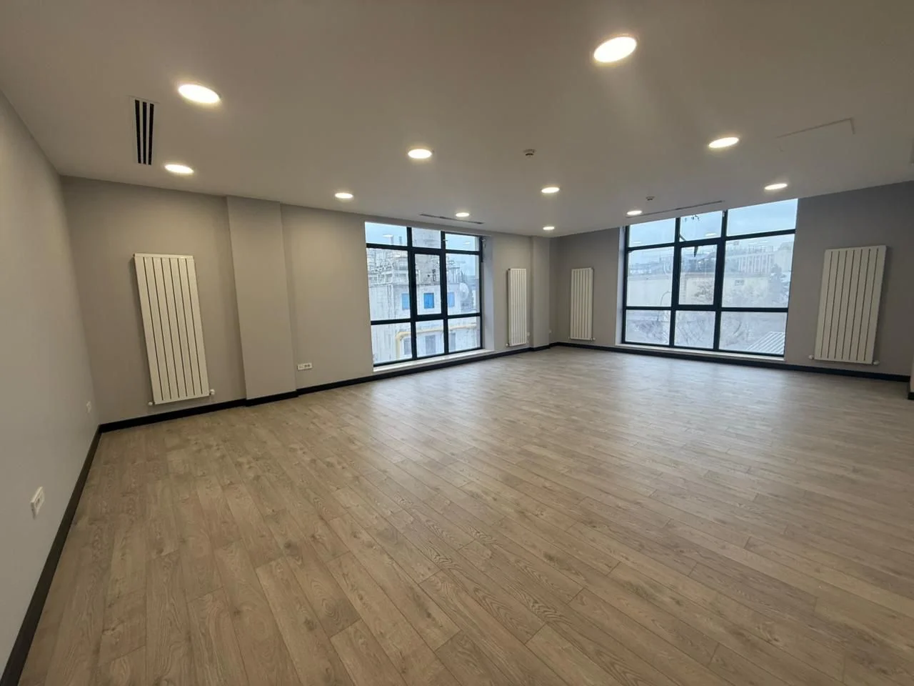 Kirayə 2 otaqlı Ofis 120 m² Yasamal r. – şəkil 15