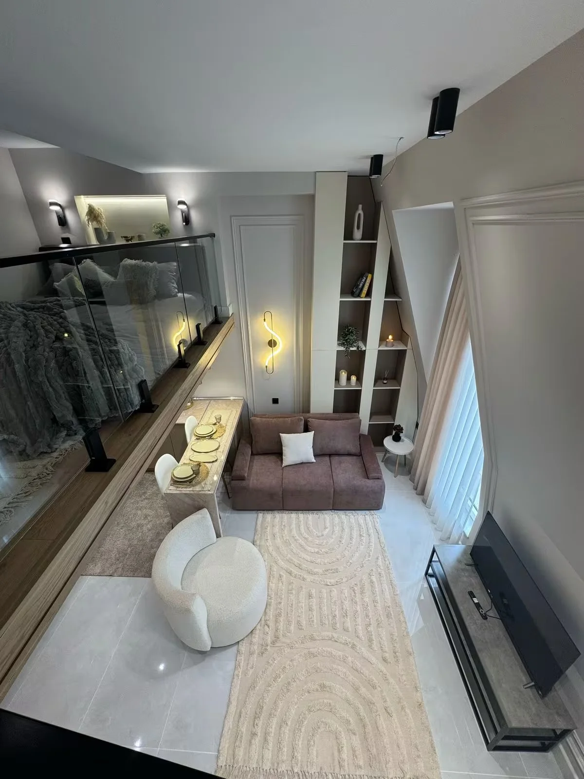 Kirayə 2 otaqlı Mənzil 60 m² Xətai r.