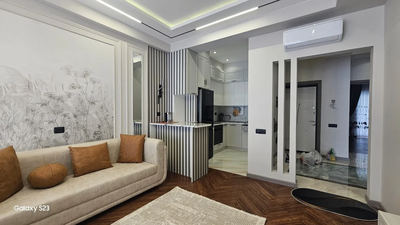 Kirayə 3 otaqlı Mənzil 100 m² Xətai r.