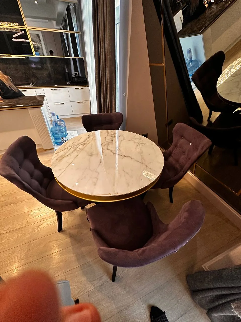 Kirayə 2 otaqlı Mənzil 85 m² Xətai r.