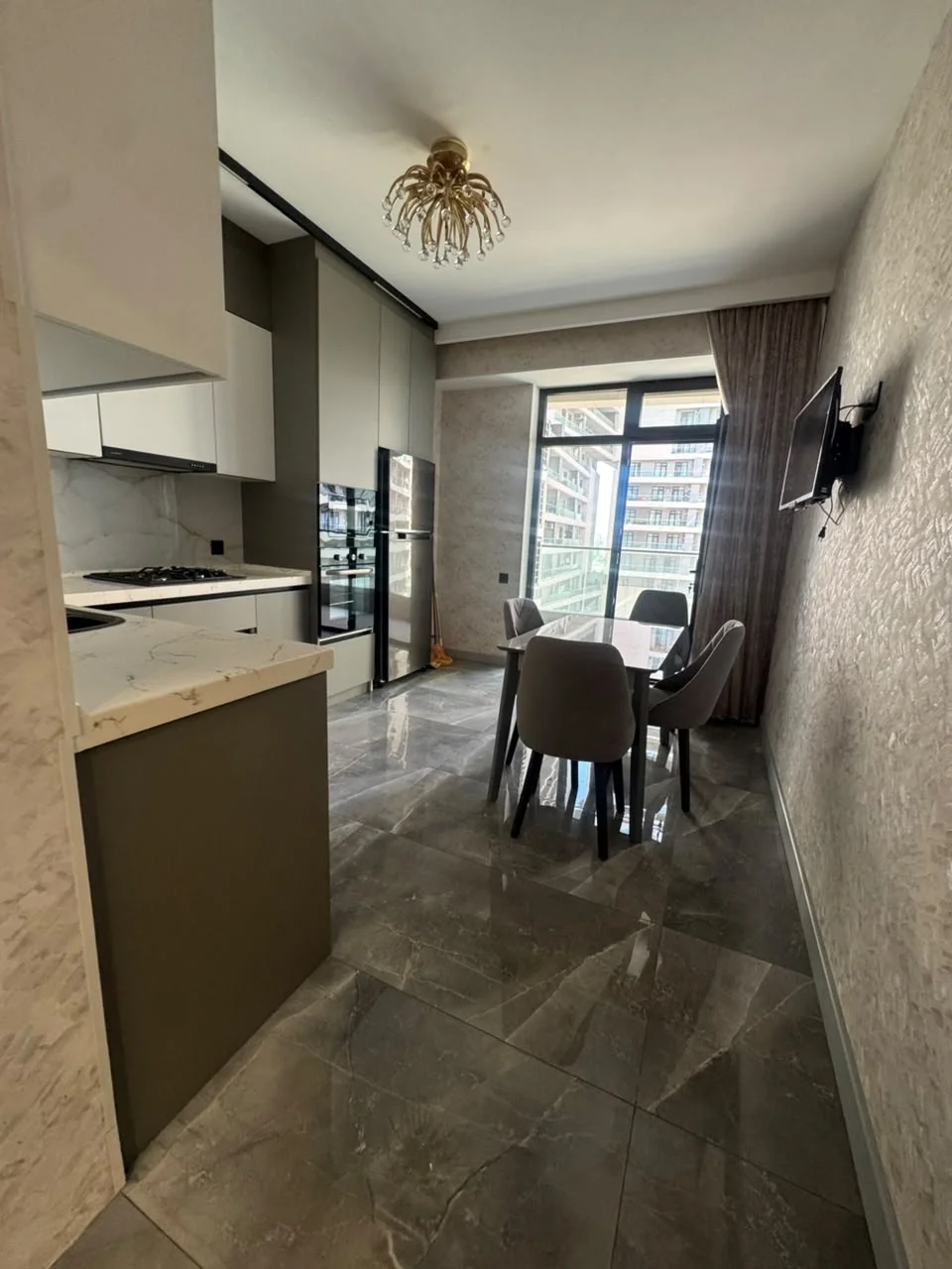 Kirayə 4 otaqlı Mənzil 178 m² Yasamal r. – şəkil 3