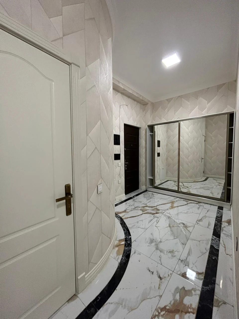 Kiralık 3 odalı Ofis 116 m² Yasamal ilçesi Elmlər Akademiyası metro – şəkil 6