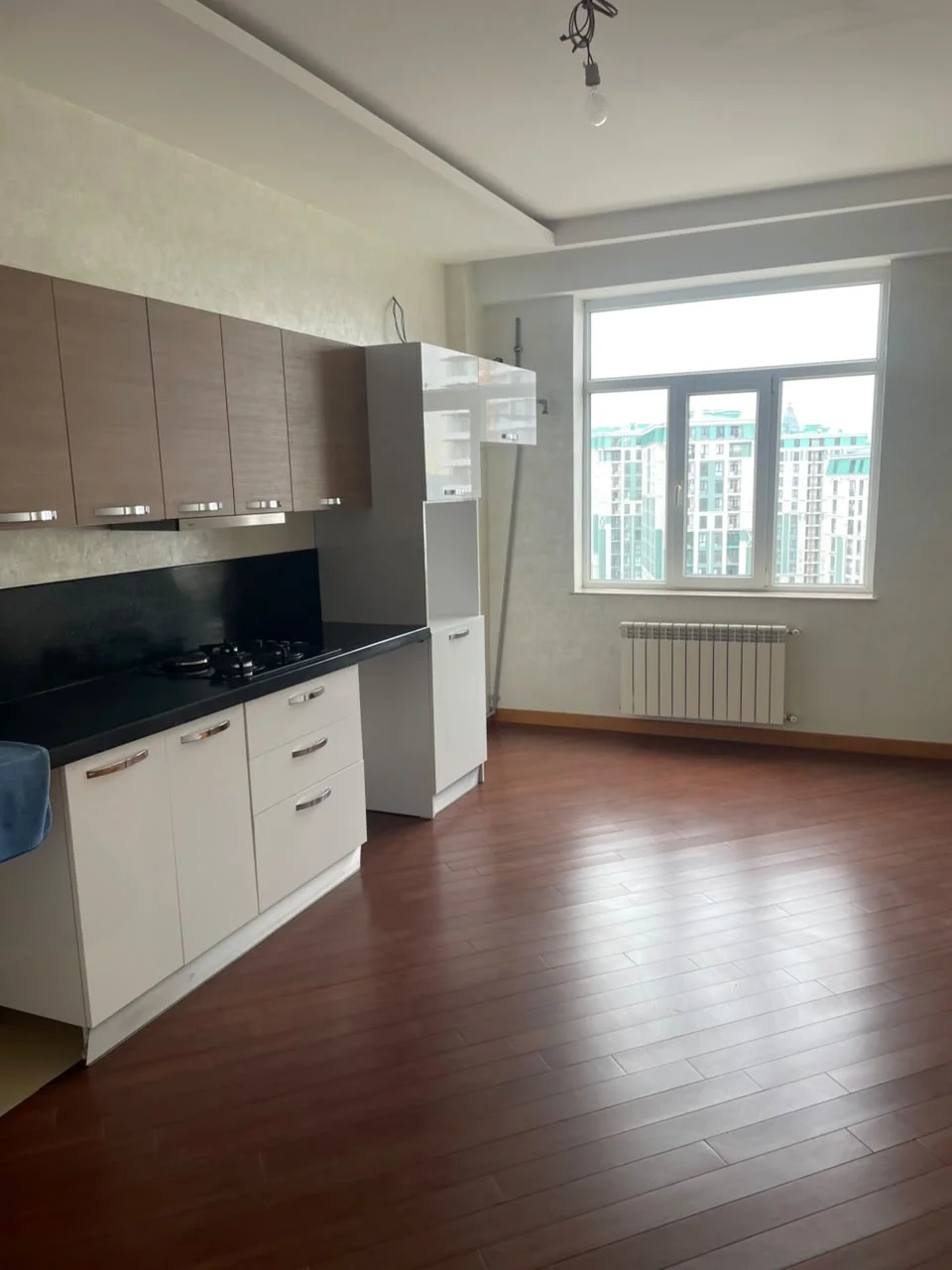 Kirayə 3 otaqlı Mənzil 170 m² Nəsimi r. Gənclik m. – şəkil 1