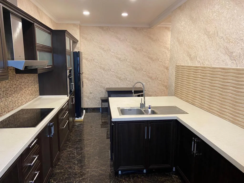 Kirayə 3 otaqlı Mənzil 161 m² Nərimanov r. – şəkil 17