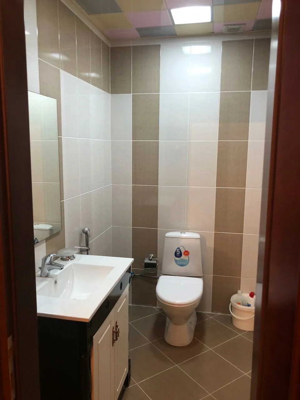 Kirayə 3 otaqlı Mənzil 150 m² Yasamal r. Elmlər Akademiyası m. – şəkil 10