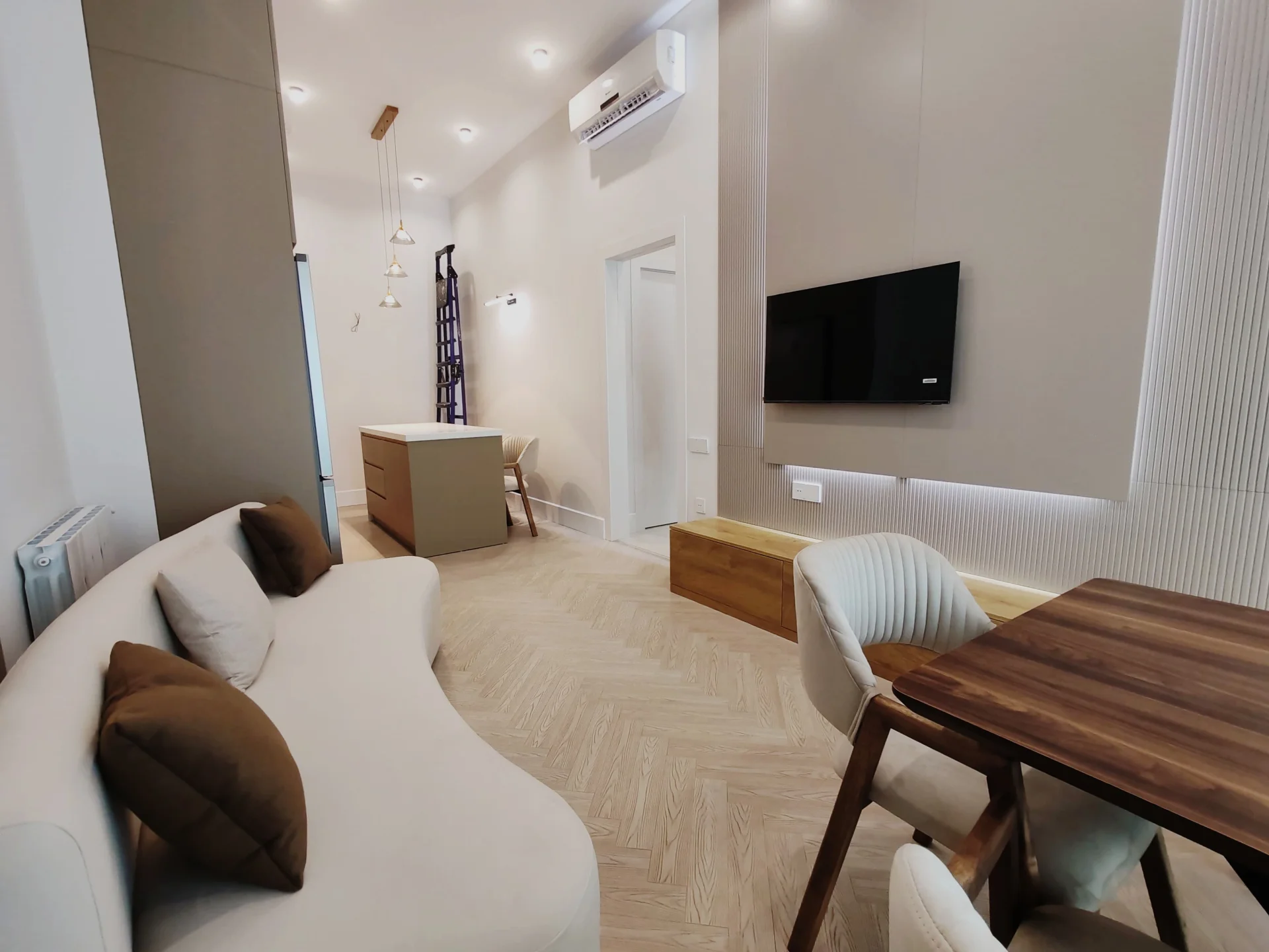 Kirayə 2 otaqlı Mənzil 60 m² Xətai r.