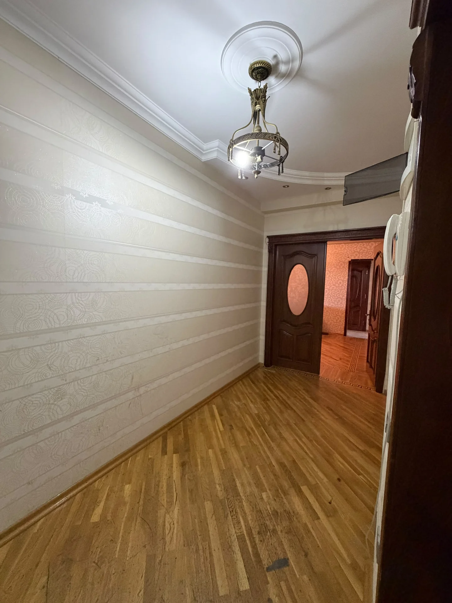 Satılır 3 otaqlı Mənzil 90 m² Xətai r.