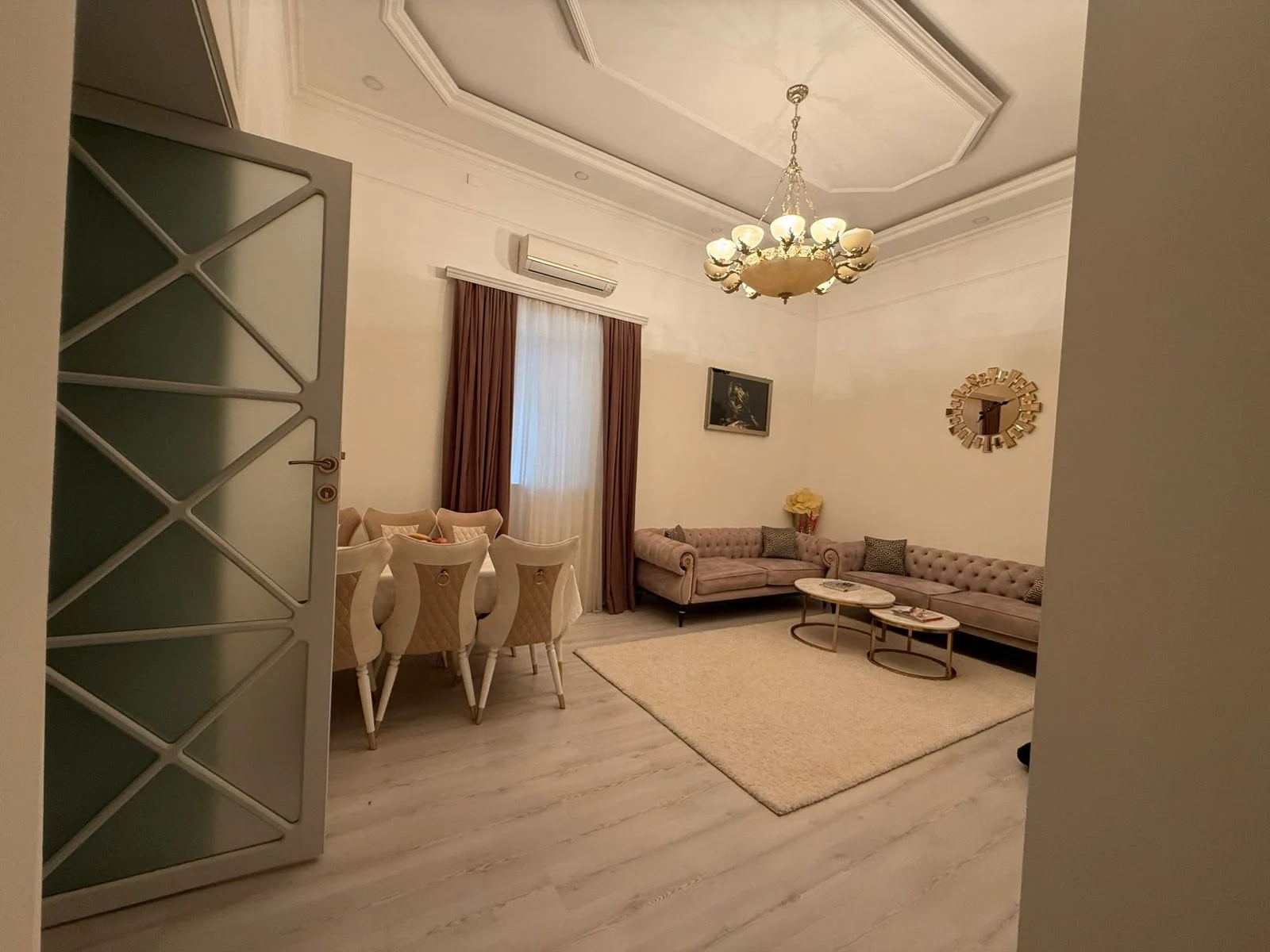 Kirayə 2 otaqlı Mənzil 70 m² Səbail r. Sahil m. – şəkil 2