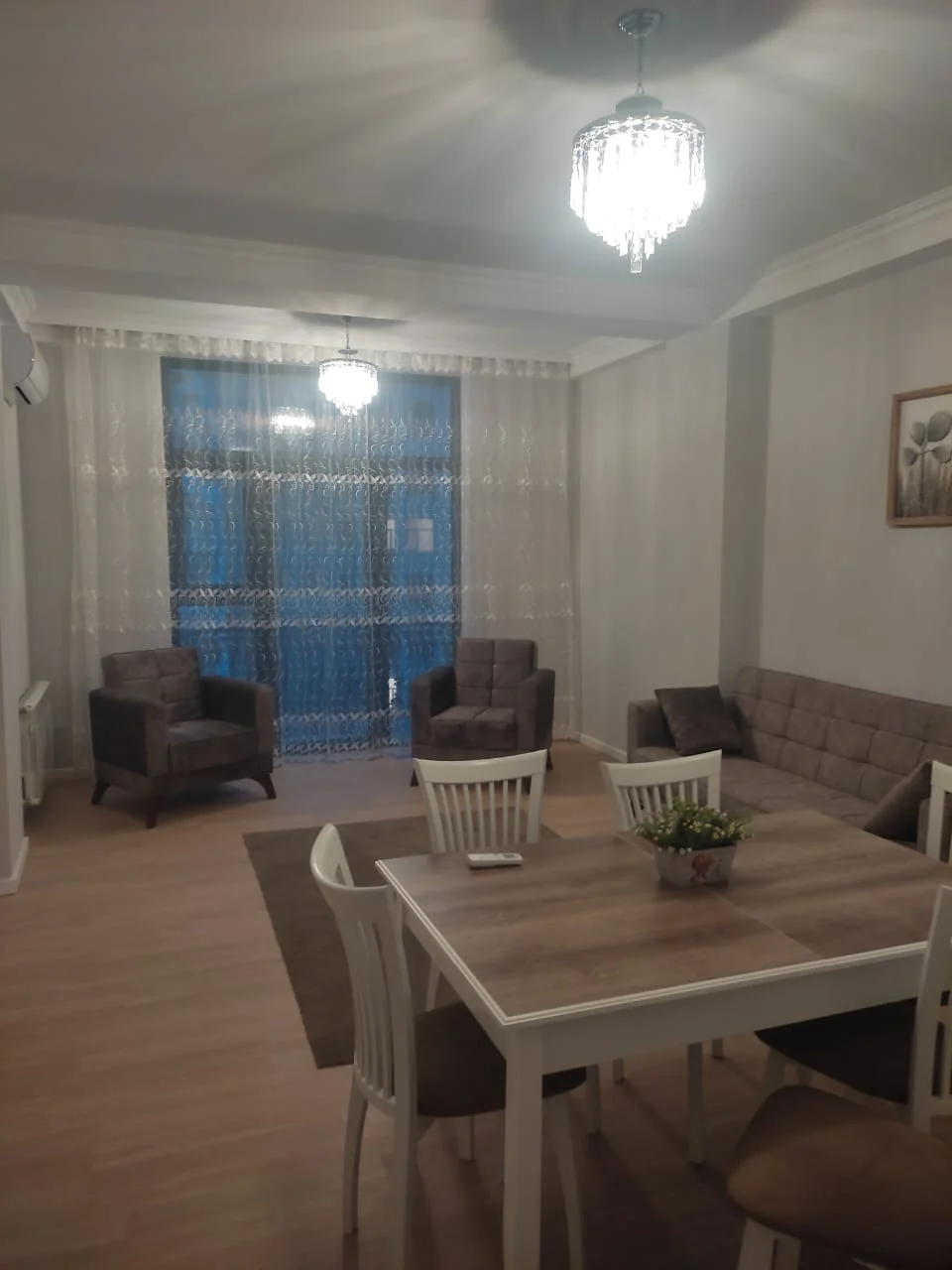 Kirayə 2 otaqlı Mənzil 90 m² Səbail r. İçərişəhər m. – şəkil 2