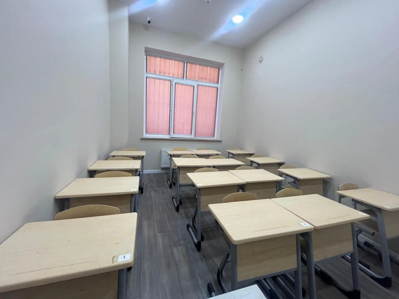 İcarəyə verilir obyekt 265 m²