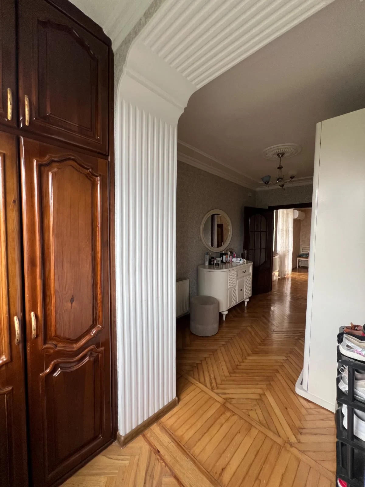 Kirayə 3 otaqlı Mənzil 70 m² Yasamal r.