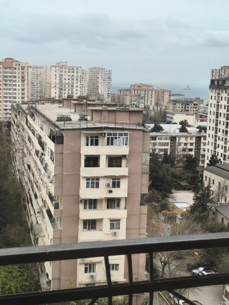 Ukrayna dairəsində 3otaq mənzil