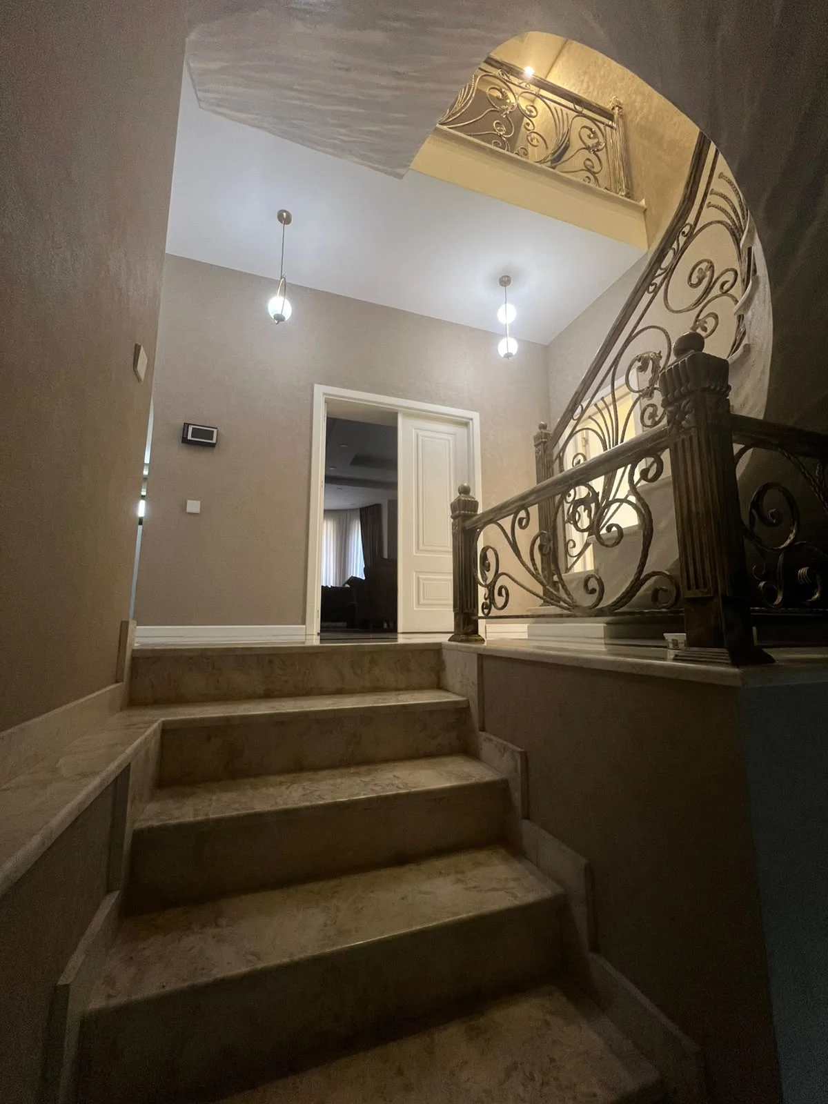 Kirayə 6 otaqlı Həyət evi / Bağ evi 360 m² Xətai r. Həzi Aslanov q. – şəkil 6