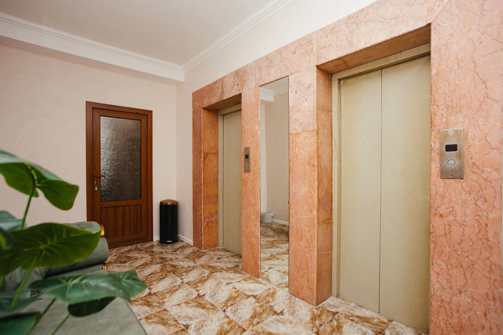 Kirayə 3 otaqlı Mənzil 167 m² Nəsimi r.