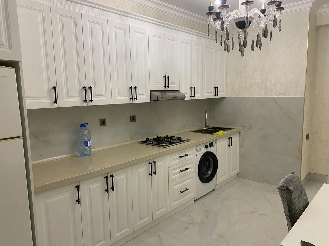 Kirayə 3 otaqlı Mənzil 135 m² Xətai r. – şəkil 3