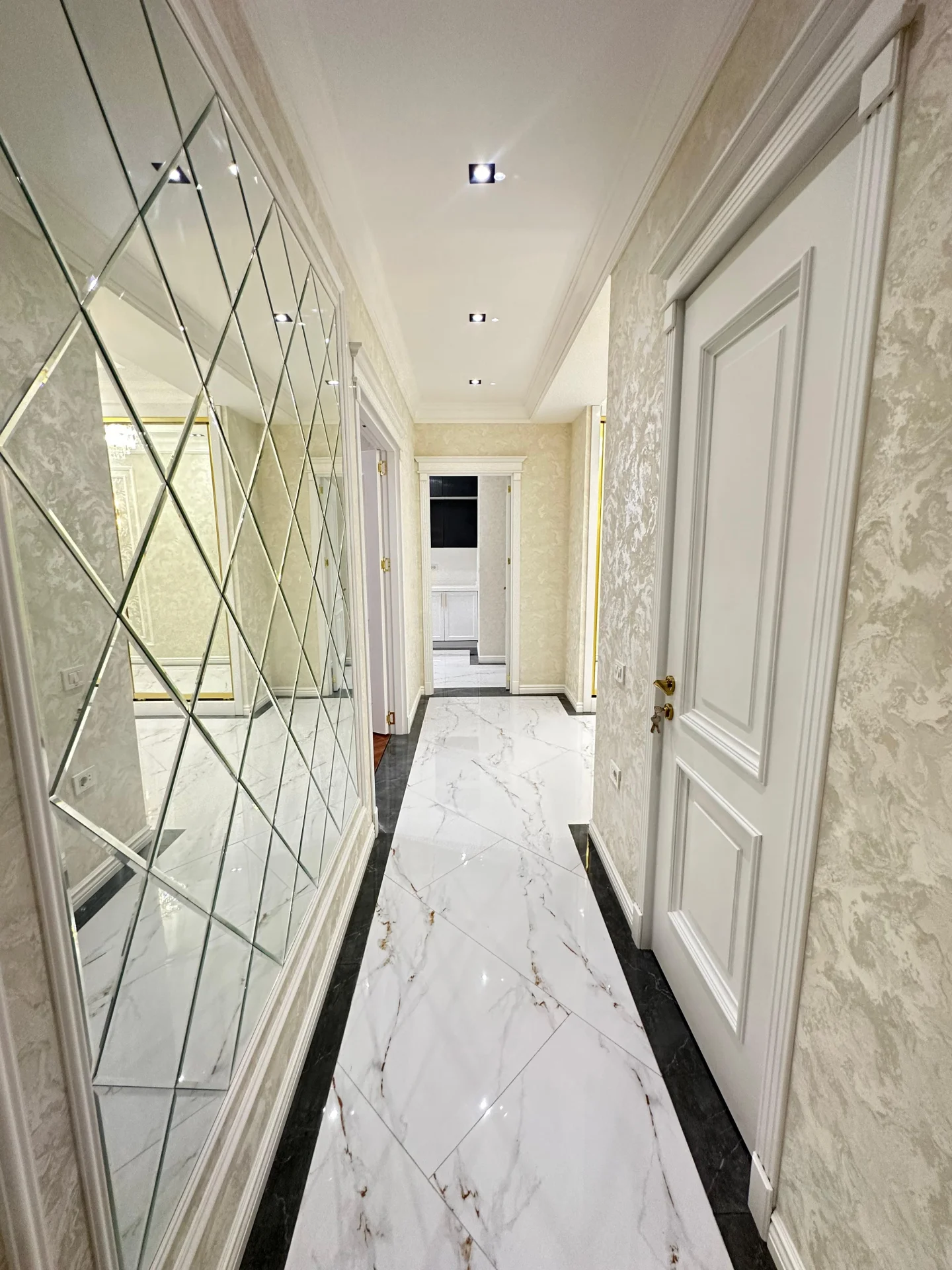 Satılır 2 otaqlı Mənzil 108 m² Nəsimi r.