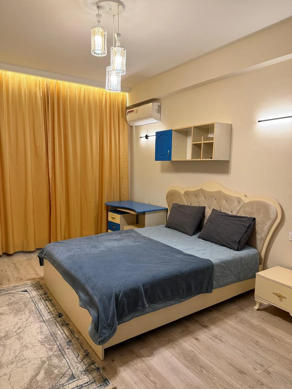 Kirayə 3 otaqlı Mənzil 110 m² Xətai r.