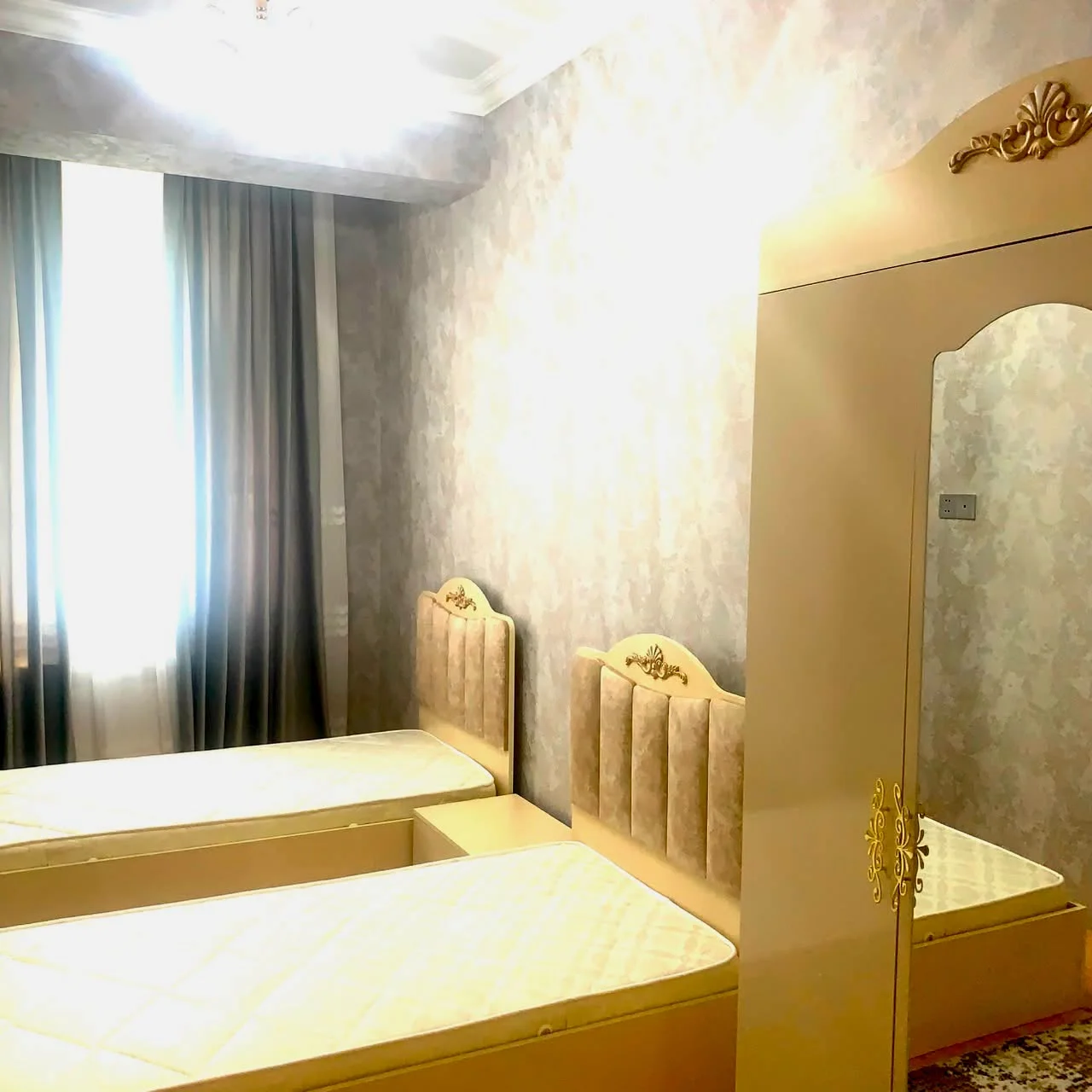 Kirayə 2 otaqlı Mənzil 80 m² Nizami r.