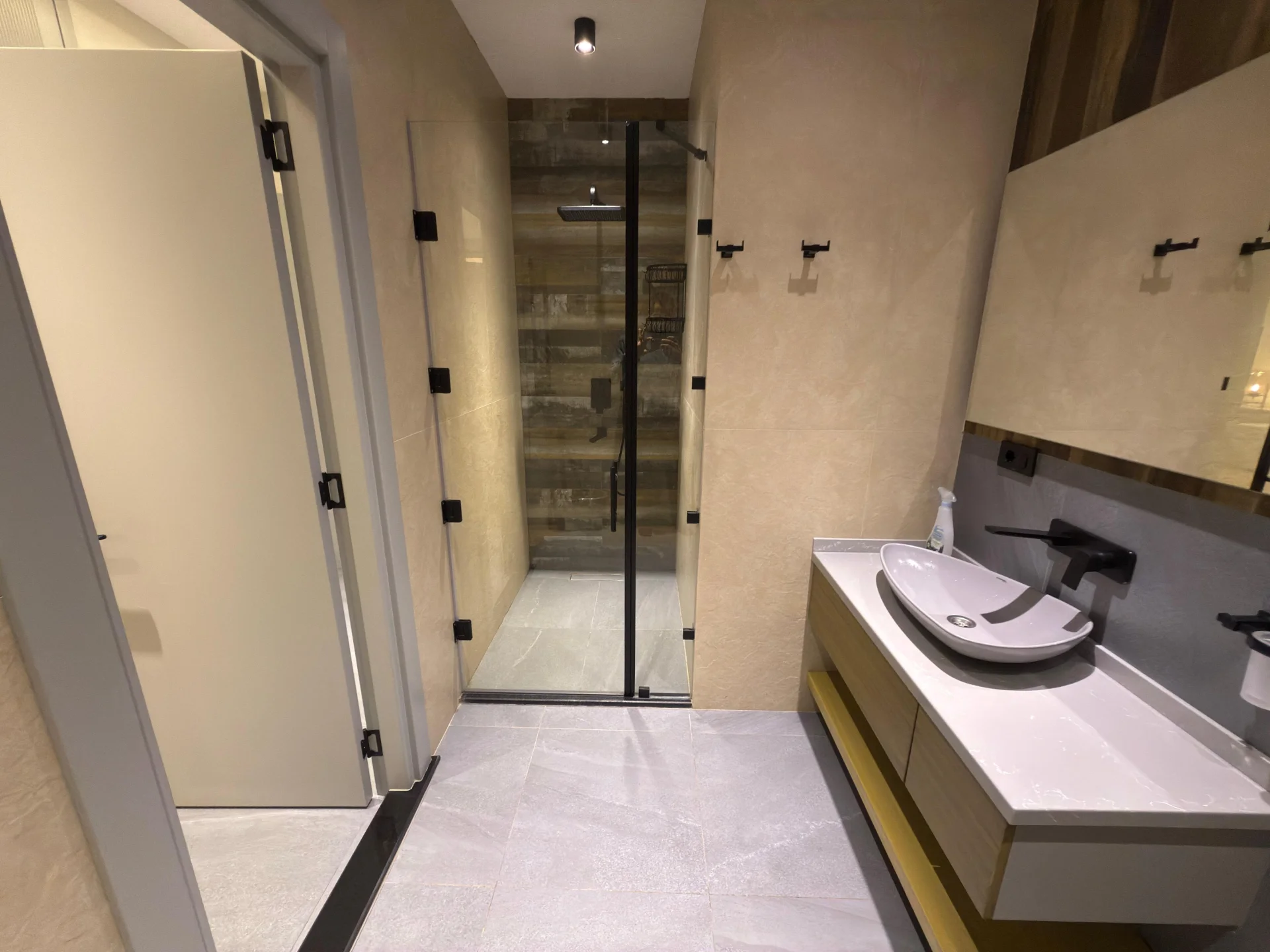 Kirayə 2 otaqlı Mənzil 65 m² Xətai r.