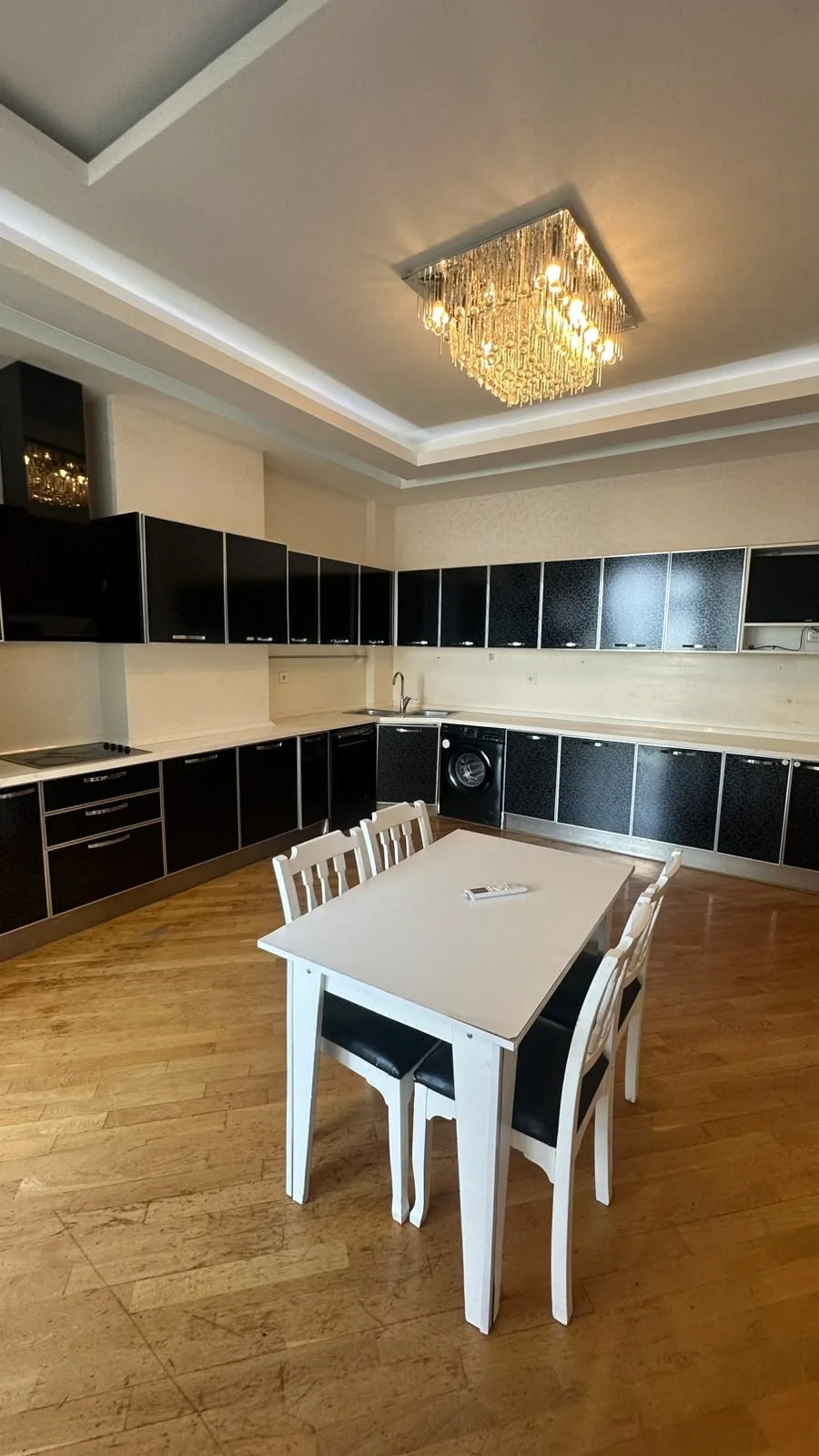 For rent 4-room Apartment 235 m² Nəsimi dist. 28 May metro – şəkil 17