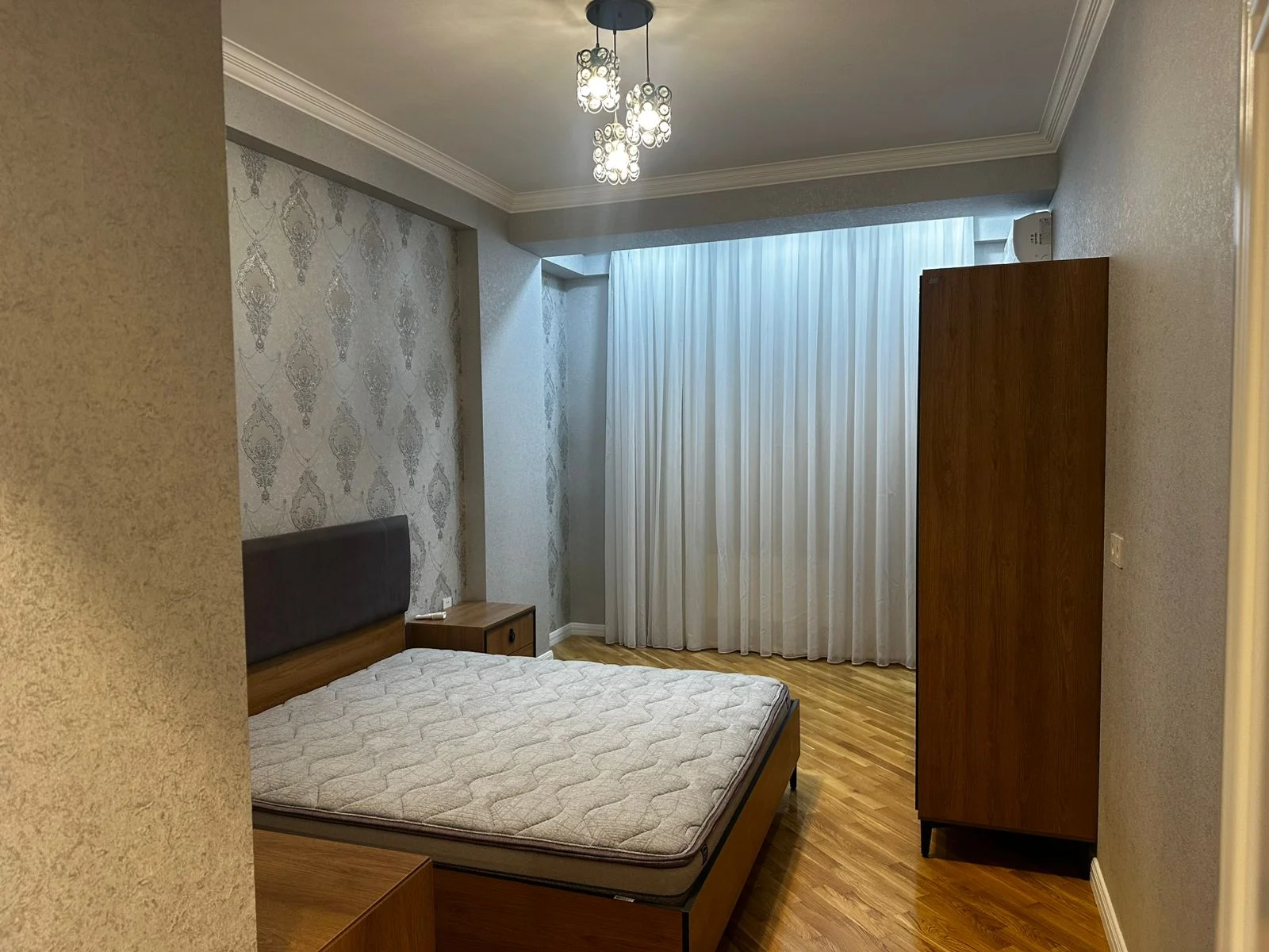 Kirayə 2 otaqlı Mənzil 65 m² Xətai r.