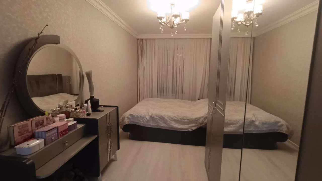 Продаётся 3-комнатная Квартира 104 m² Yasamal р-н Elmlər Akademiyası м. – şəkil 4