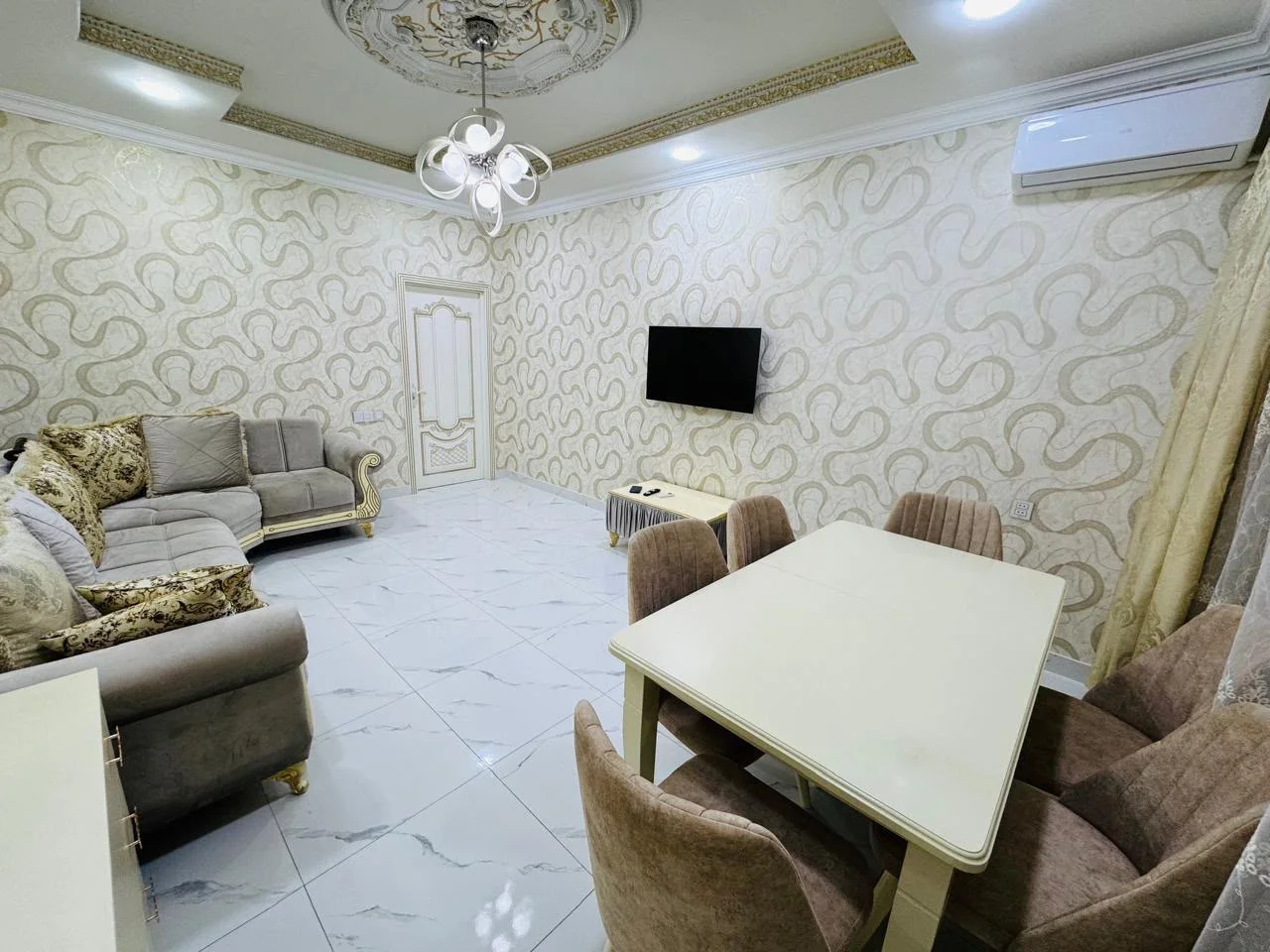 Kirayə 2 otaqlı Mənzil 100 m² Nəsimi r.