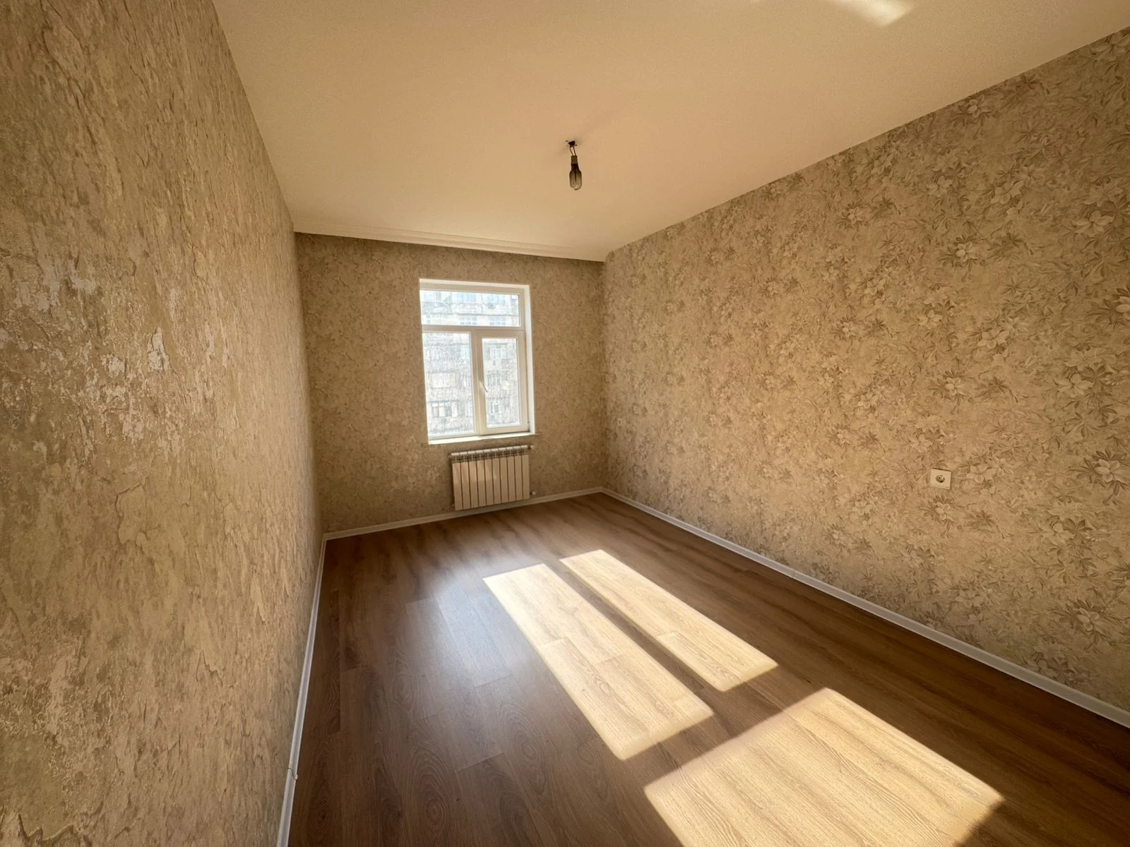 Satılır 3 otaqlı Mənzil 76 m² Bakı