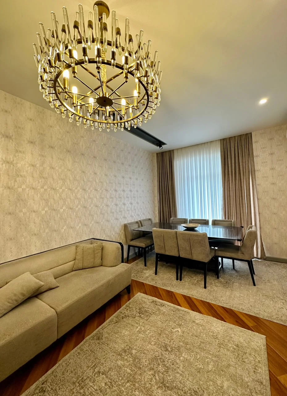 Satılır 3 otaqlı Mənzil 107 m² Yasamal r. Nizami m. – şəkil 2
