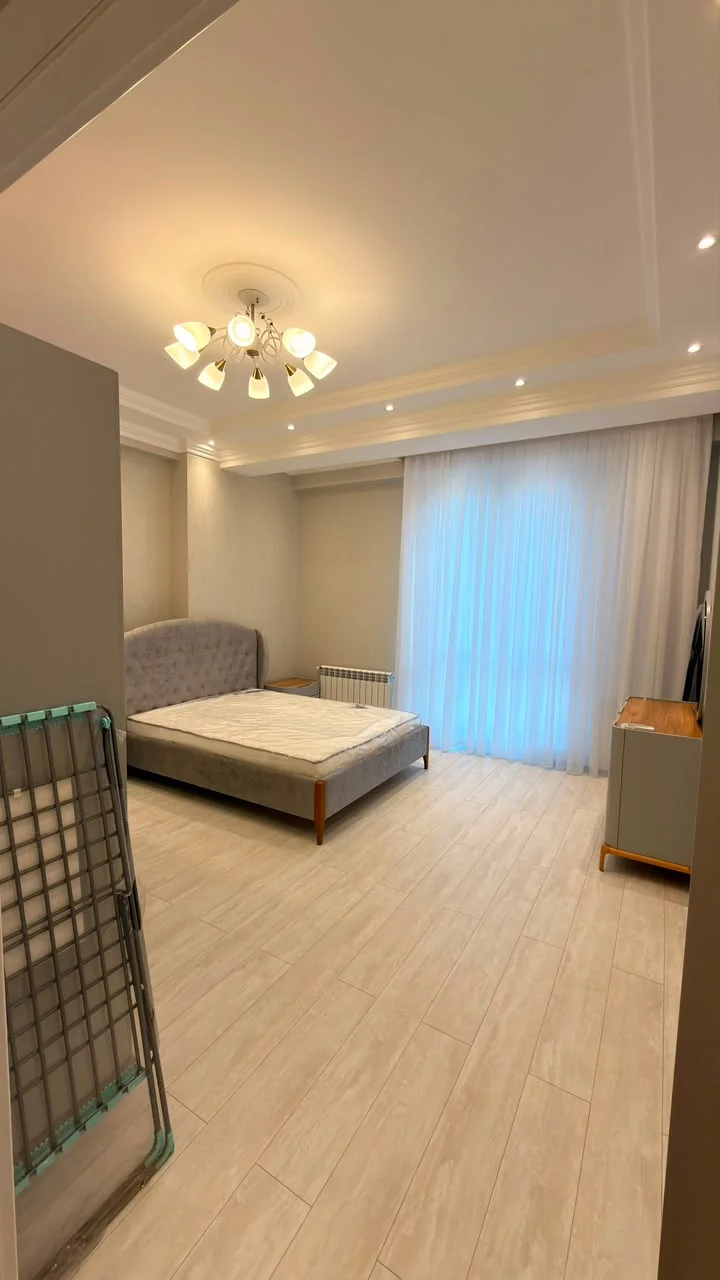 Kirayə 3 otaqlı Mənzil 147 m² Nərimanov r.