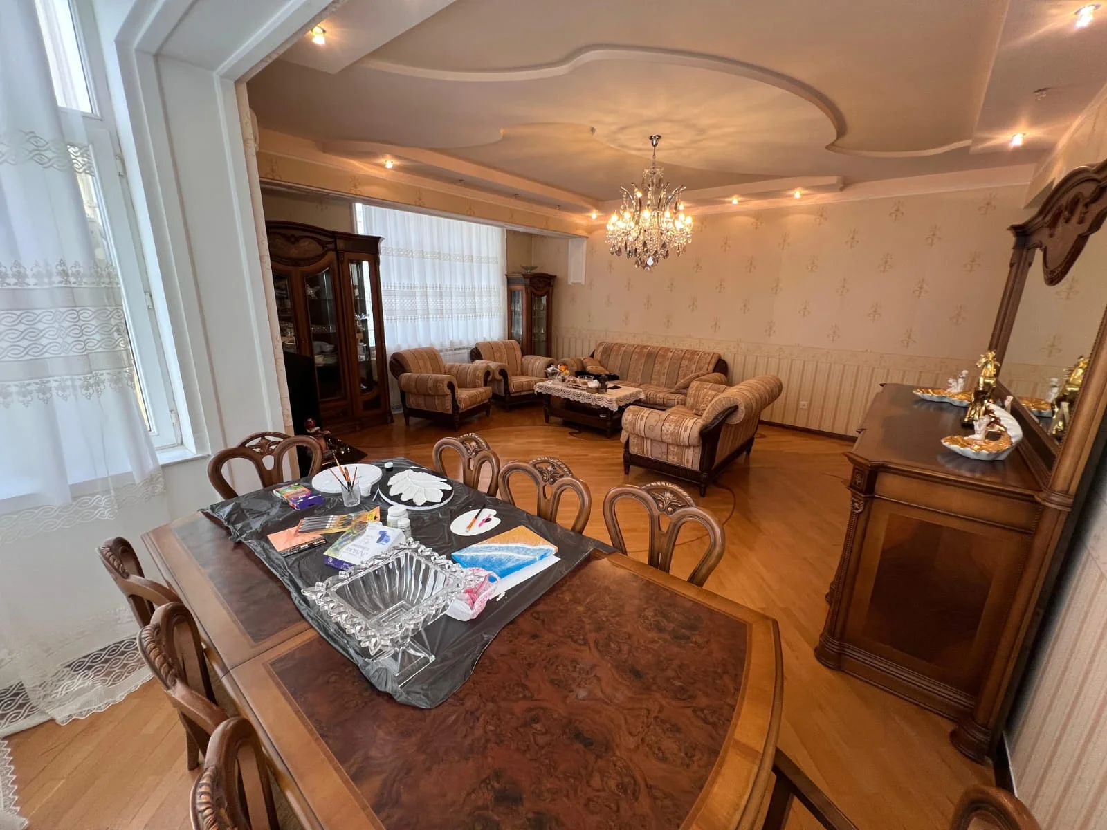 Kirayə 4 otaqlı Mənzil 185 m² Yasamal r.