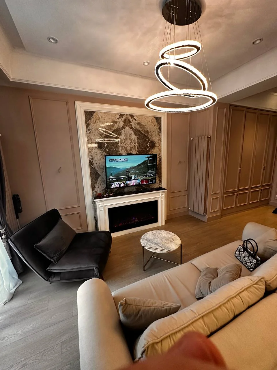 Kirayə 2 otaqlı Mənzil 85 m² Xətai r.