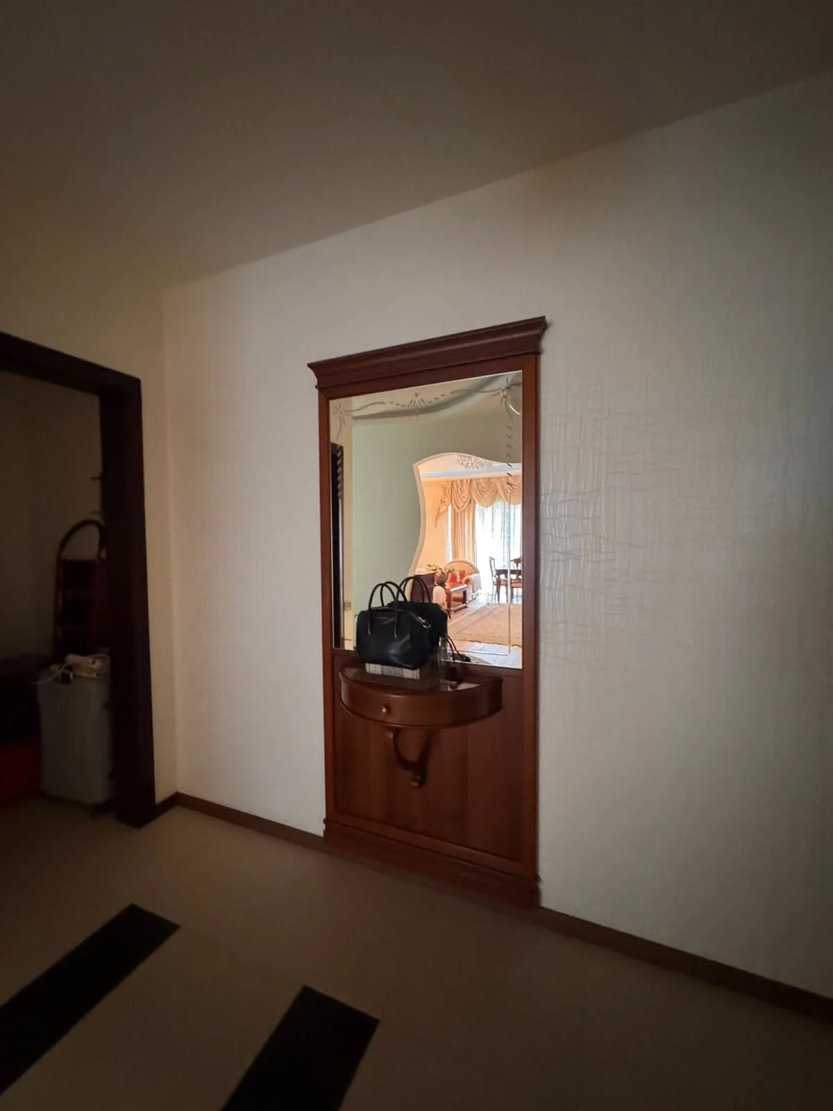 Kirayə 3 otaqlı Mənzil 105 m² Yasamal r. 20 Yanvar m. – şəkil 4