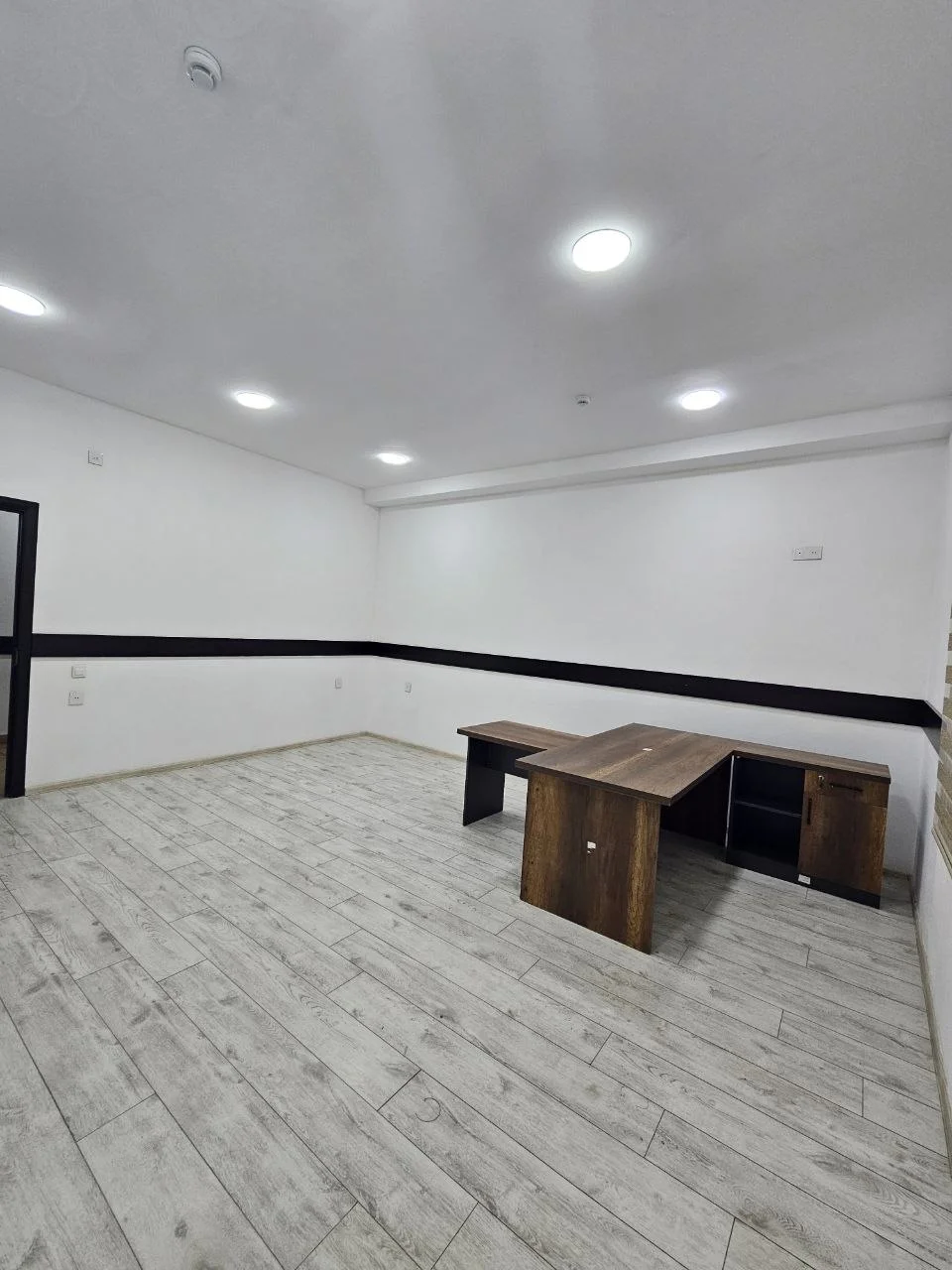 Kirayə 1 otaqlı Ofis 26 m² Xətai r. Ağ şəhər q. Şah İsmayıl Xətai m. – şəkil 2