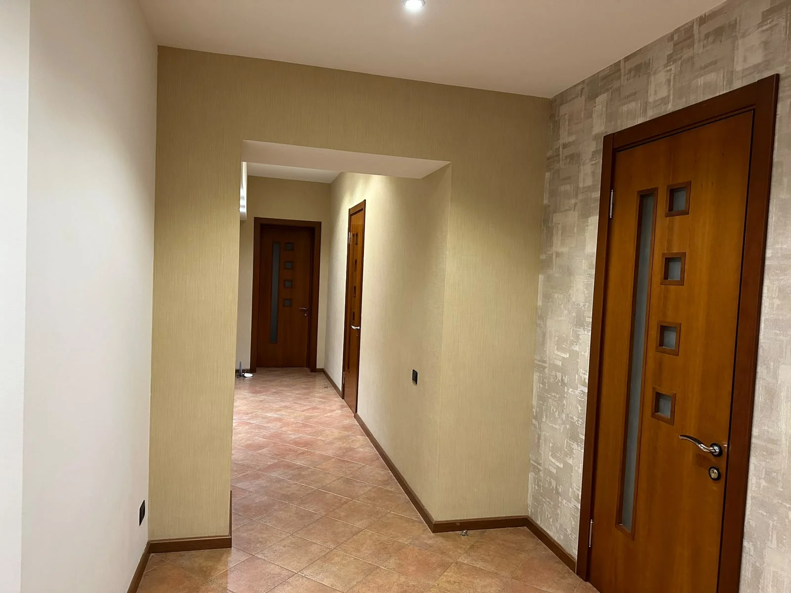 Kirayə 4 otaqlı Mənzil 235 m² Səbail r. İçərişəhər m. – şəkil 5
