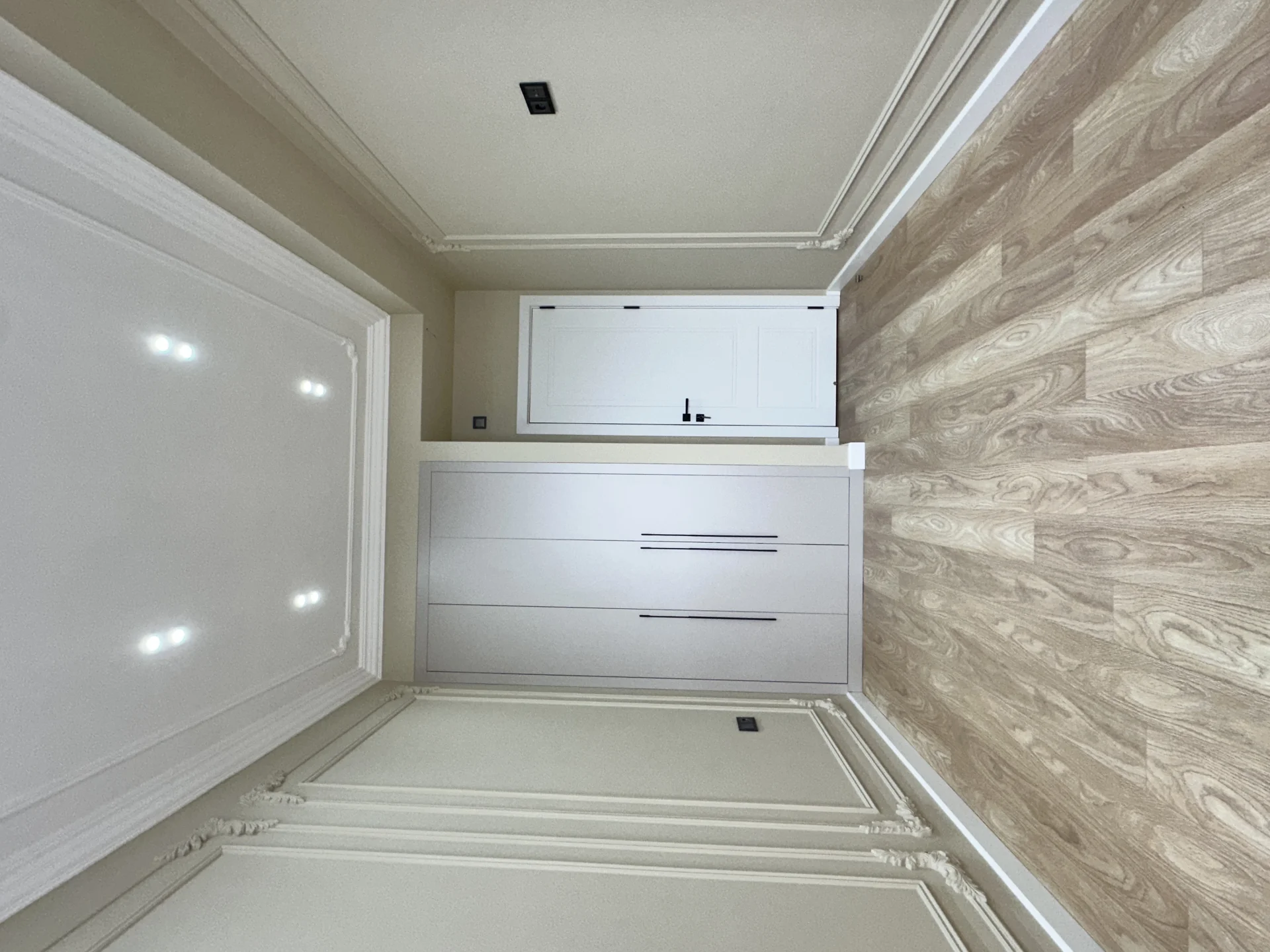 Satılır 2 otaqlı Mənzil 76 m² Nizami r.