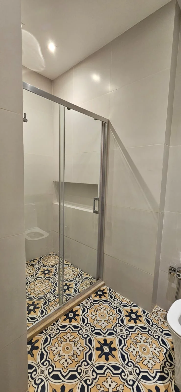 Kirayə 2 otaqlı Mənzil 80 m² Nəsimi r.