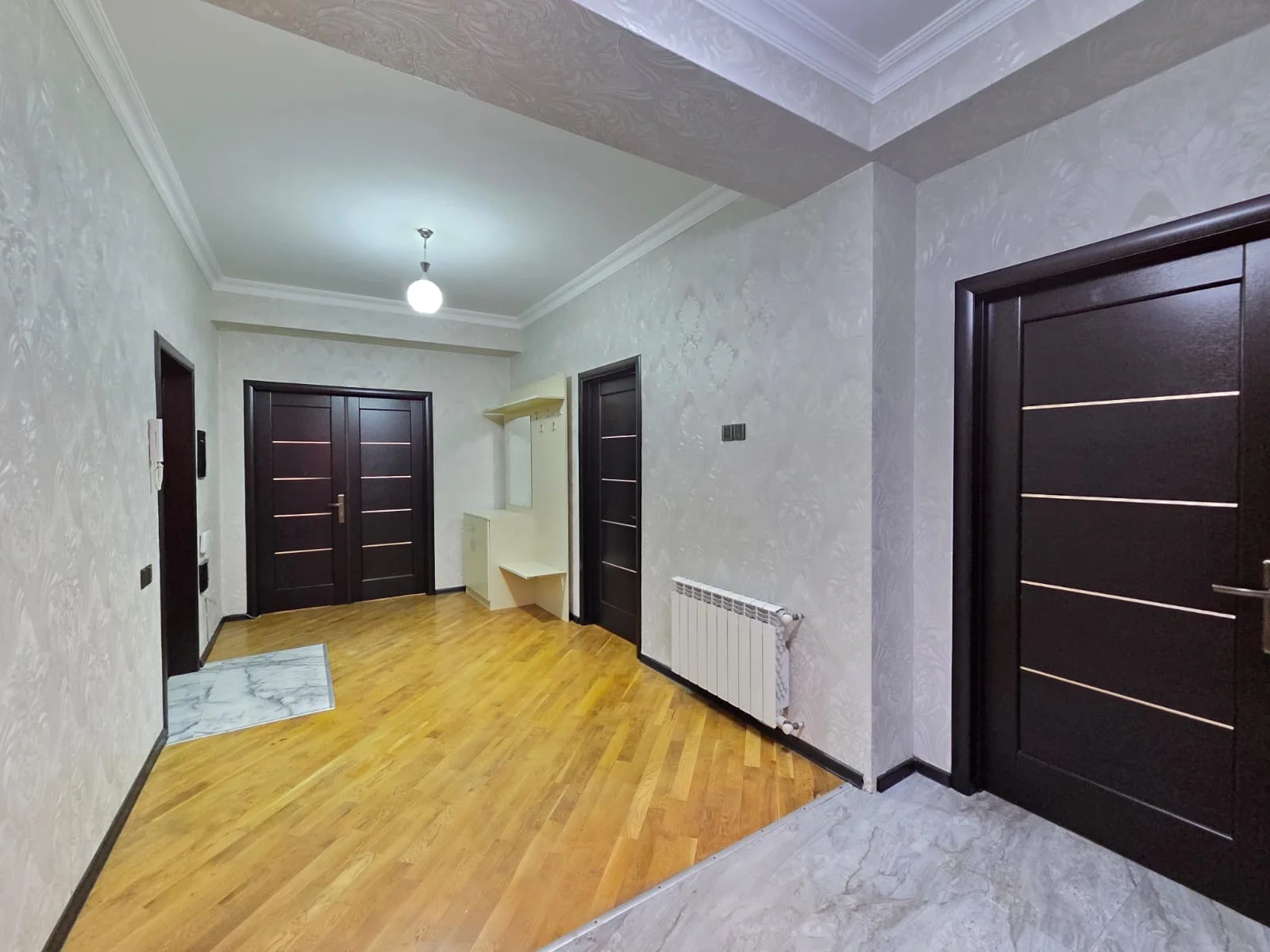 Satılır 2 otaqlı Mənzil 90 m² Binəqədi r.