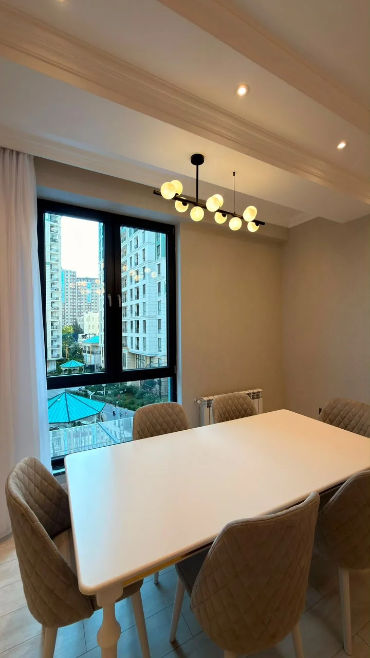 Kirayə 3 otaqlı Mənzil 147 m² Nərimanov r.
