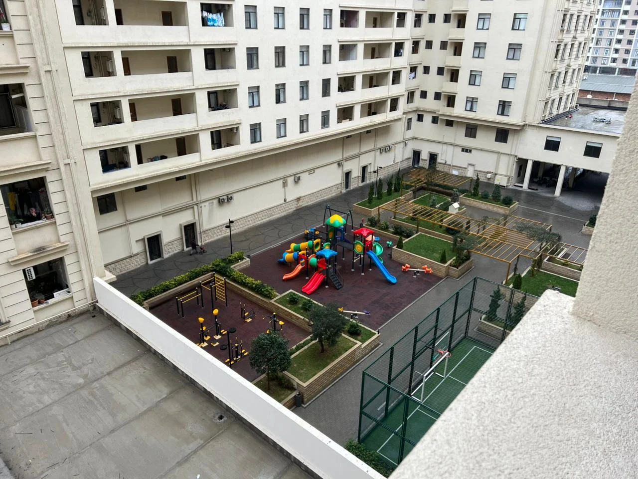 Kirayə 2 otaqlı Mənzil 85 m² Nərimanov r. – şəkil 14