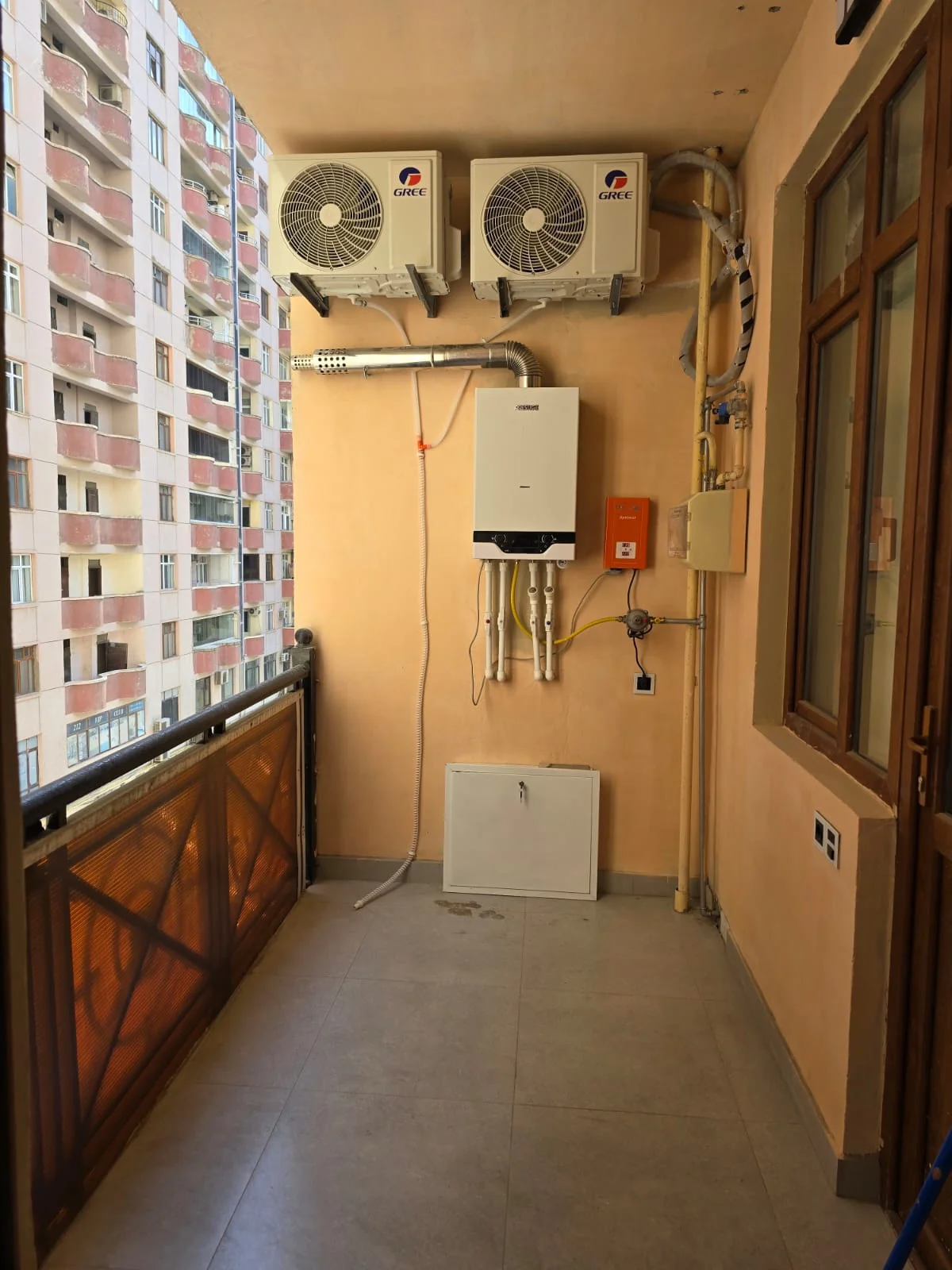 Kirayə 3 otaqlı Mənzil 105 m² Nərimanov r.