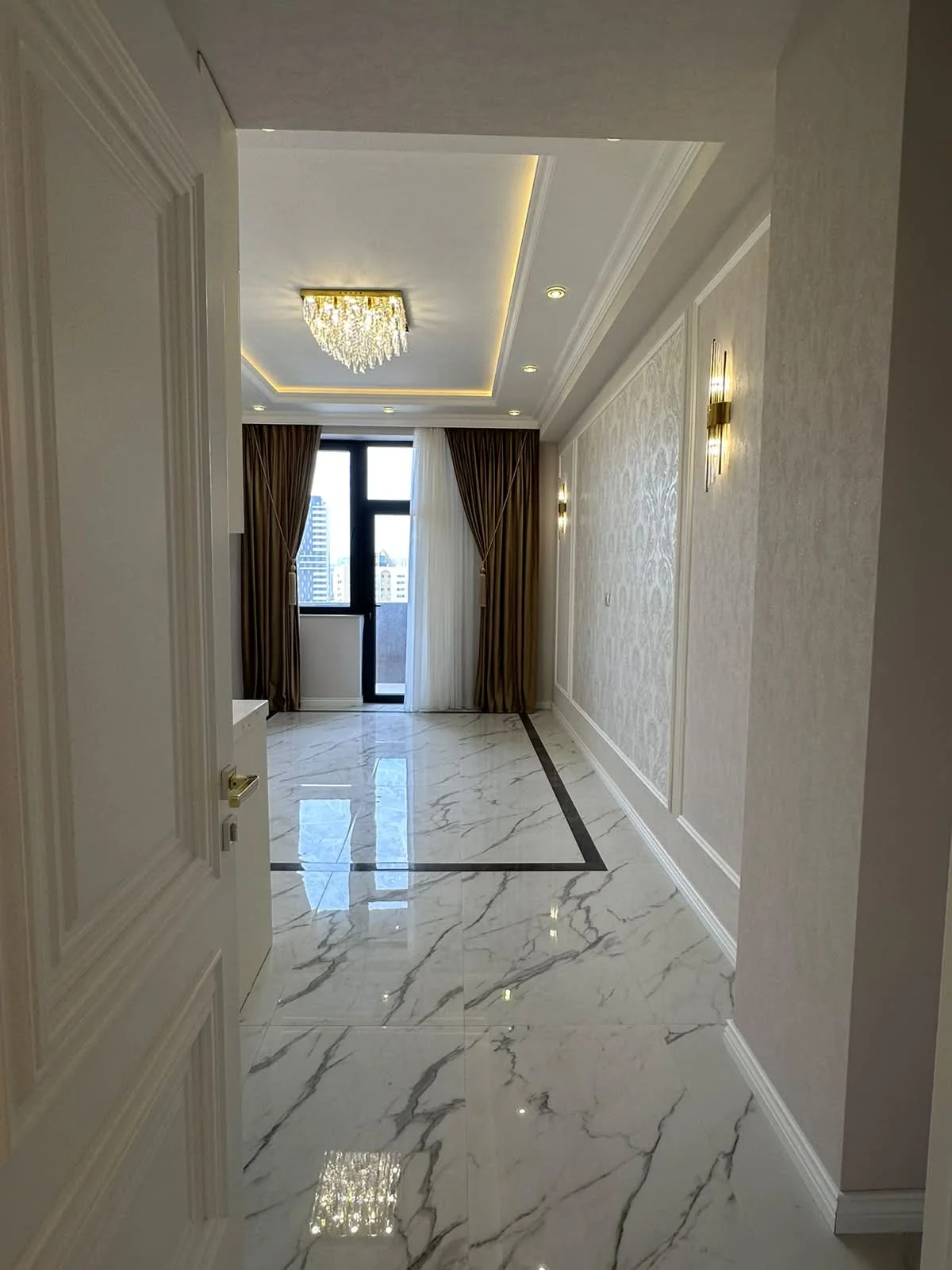 Satılır 4 otaqlı Mənzil 160 m² Xətai r.