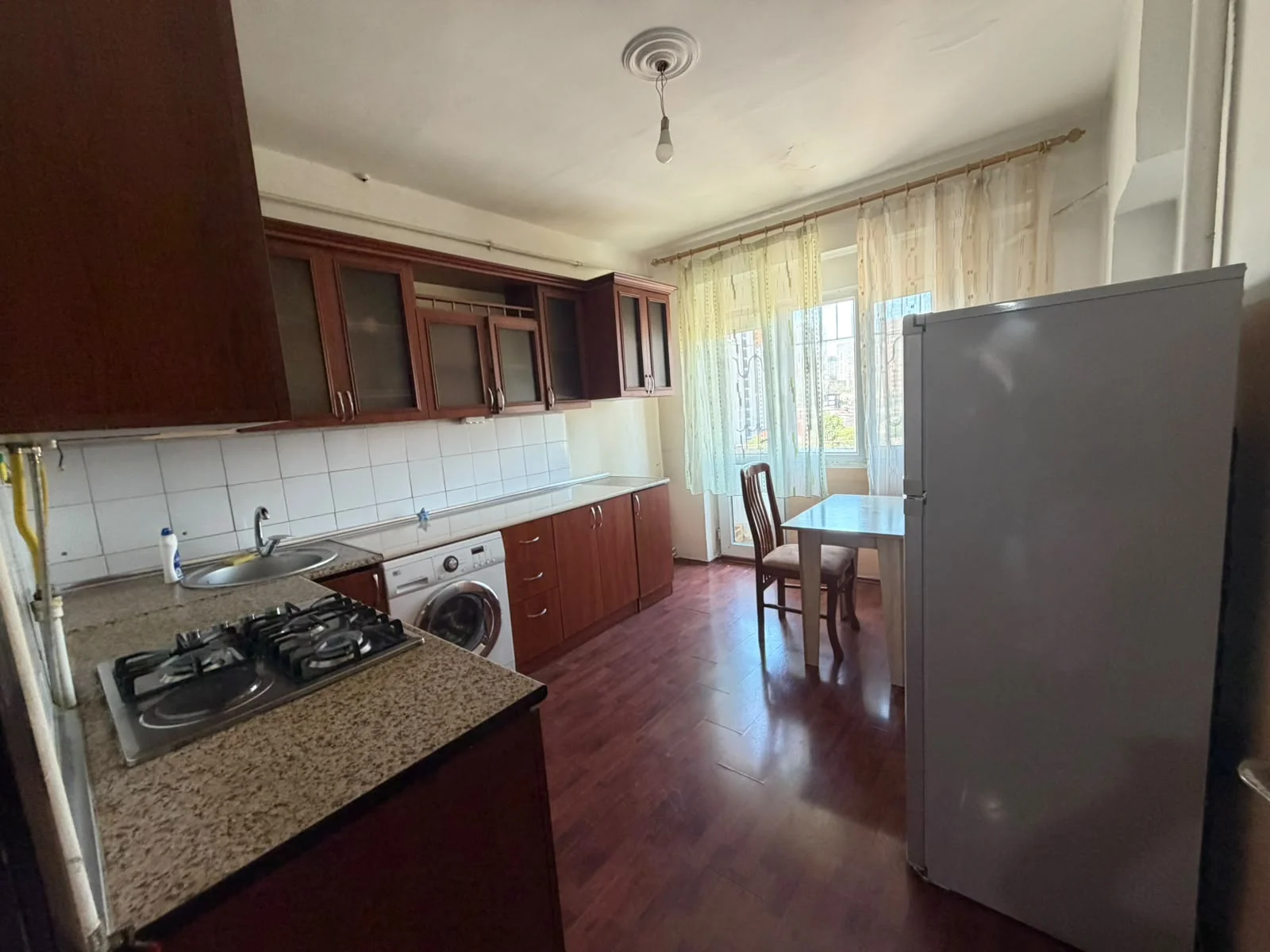 Kirayə 2 otaqlı Mənzil 58 m² Yasamal r. 20 Yanvar m. – şəkil 3