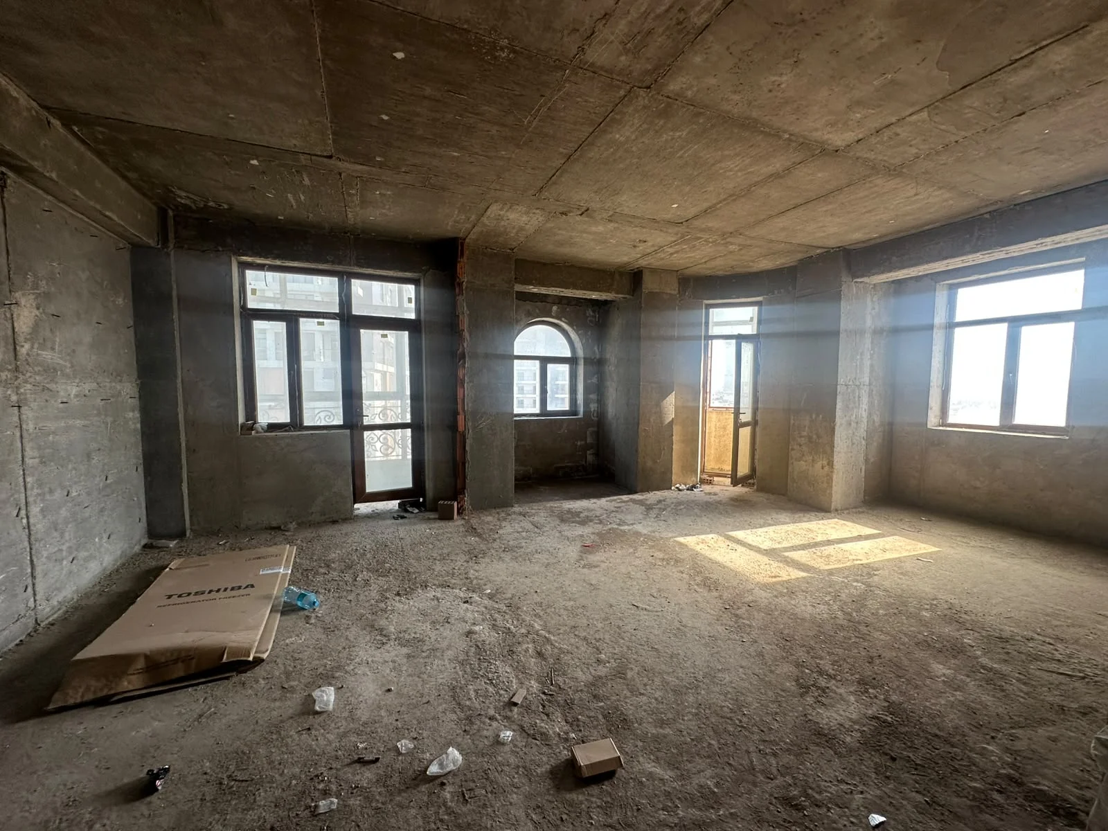 Satılır 4 otaqlı Mənzil 175 m² Nərimanov r. Böyükşor q. Koroğlu m. – şəkil 2